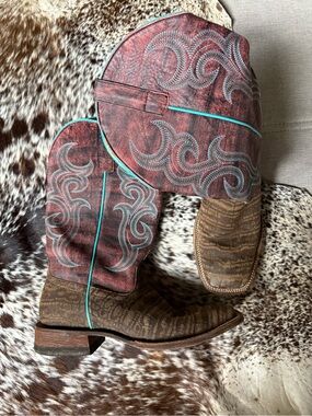 Macie bean Croc square toe boots